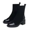 Botas Finas Elásticas Femininas Botas de Couro Macio Botas Curtas de Camurça Patchwork Botas Meia 2026 Outono/Inverno Botas Baixas Botas Pretas Simples