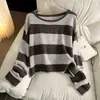 Tejido de Punto Suave y Pegajoso Agradable a la Piel Bloque de Color Estilo Perezoso para Mujer Otoño Invierno Nuevo Capa Base Manga Larga Rayado Holgado Suéter A14622