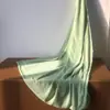 Casa de Chá Estilo Chinês com Texto em Pintura a Tinta, Cortinas de Gaze Poéticas, Preparo do Chá no Fogão, Linda Decoração de Tecido de Fundo Verde, Cortinas Penduradas, Tecido Pendurado no Teto