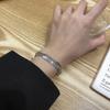 Pulsera de acero de titanio que no se decolora, diseño de nicho ins para mujer, cadena de letras de alta calidad, costura, joyería de mano simple de doble capa