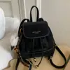 Mochila Pequena Estilo Coreano Nova Outono e Inverno 2025 Design de Nicho Mini Mochila Escolar Moda Feminina Mais Fácil de Combinar Mochila Casual