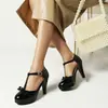 Sandalias de mujer simples y versátiles para primavera y otoño con una sola tira de hebilla, diseño de tira en T, punta redonda, tacón alto, tacón grueso y zapatos de mujer con bloques de color
