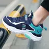 Zapatos para Niños 2026 Primavera Nuevos Zapatos Deportivos de Malla para Niños Zapatos para Niños Medianos y Grandes Malla Transpirable Primavera/Verano Zapatos al por Mayor