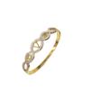 Pulsera europea y americana de alta gama Clover V de moda de acero de titanio para mujer, pulsera simple que no se desvanece, joyería de pulsera abierta