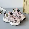 Zapatillas bonitas y originales estilo coreano primavera y otoño 2026 zapatillas de correr para niños de suela ligera zapatillas casuales versátiles a la moda para niñas antideslizantes zapatillas de papá
