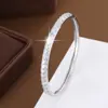 Pulsera de Zirconia Estrellada de Lujo Más Vendida en Europa y América para Mujeres, Pulsera de Moda de Gama Alta, Disponible Exclusivamente para Ventas Transfronterizas