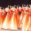 Figurinos de Performance para o Início do Verão Infantil: Um Traje de Dança Clássica para Menina no Estilo das Dinastias Han e Tang, Apresentando um Tema de uma Menina Dançando Embriagada com Borboletas na Brisa da Primavera