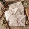 Sobre de papel de paja biodegradable hecho a mano con textura en relieve, carta de amor romántica escrita a mano, juego de sobres estilo europeo para el Día de San Valentín