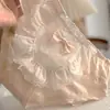 Asas Sorridentes Luxo Leve Estilo Lolita Algodão Respirável Renda Babados Laço Doce e Fofo Roupa Íntima Feminina