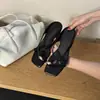 Sandalias Chuyuji estilo francés retro sin cordones con tacón grueso para mujer, 2026 nuevos zapatos de playa de punta abierta con tiras cruzadas de nicho