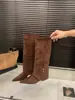 Botas de salto anabela, bico fino, de cano longo para mulheres, coleção outono/inverno 2026, cor damasco, botas de ciclismo justas, comprimento até o meio da panturrilha