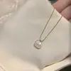 Collar Cuadrado de Concha Ins Coreano y Japonés de Moda con Personalidad, Minimalista Simple, Colgante Blanco, Cadena para Clavícula para Mujer