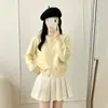 Chaqueta suéter de punto tridimensional floral con cuentas de estilo coreano de alta resistencia, nuevo cárdigan de punto versátil de cuello redondo dulce y juvenil para primavera y otoño