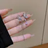 Pendientes de Mariposa Exquisitos y Frescos con Aguja de Plata S925 Pendientes Asimétricos de Sentido Avanzado para Mujer Set de Cobre Pendientes de Zirconia Venta al por Mayor