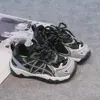 Zapatos Deportivos para Niños 2026 Otoño Nuevo Estilo para Niños Medianos y Grandes Transpirables Casuales Zapatos para Correr de Moda Suela Suave Antideslizantes Zapatos de Papá