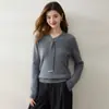 Suéter feminino de malha com decote em V, design de fita, mangas compridas, solto, com temperamento, estilo francês gentil, toque de alta qualidade