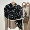 Novo Lenço Estampado Estilo Coreano de Algodão e Linho Imitado para Transmissão ao Vivo 2025 Cachecol Quente Clássico Europeu e Americano para Outono e Inverno com Xale