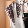 Bufanda Triángulo Perezosa Estilo Francés con Textura Delicada, Adecuada para Uso Diario y Decoración, Bufanda Pequeña para el Cuello de Mujer para Combinar con Camisas, Nuevo Estilo de Moda