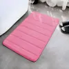Fabricante Mayorista de Alfombrillas de Piso de Forro Polar Acolchado Rayado Transfronterizas Alfombrillas Antideslizantes para Baño Agente de Stock en Temu Amazon