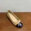 Sapatos femininos Chanel-style com laço, bico redondo, rasos 2026, novos, bico fino, para noite, trabalho, sapatilhas