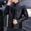 Chaqueta de Cuero Casual Gruesa con Forro de Lana para Hombre, Nuevo Estilo Otoño e Invierno, Corte Ajustado, Chaqueta de Cuero Elegante, Color Sólido, Abrigo Cálido