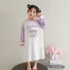 Estilo Nuevo Otoño e Invierno Niñas y Niños Dibujos Animados Franela Cálida Ropa de Dormir para el Hogar Linda Niña Estilo Princesa Ropa para el Hogar