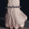 Pulsera Vintage para Hombre, Moderna, Única, Sencilla, Elegante, Personalizada, Anillos Entrelazados Dobles, Mantra de Seis Caracteres, Directo del Fabricante