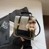 Mochila estilo universitario, bolso de mano texturizado vintage para el día a día, mochila estilo coreano, bolso cuadrado pequeño, bolso de hombro moderno y único