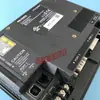 Keyence Vt3-Q5Ma Sistema de Control Interfaz Humano-Máquina Pantalla Táctil Blanco y Negro Tipo de Fuente de Alimentación CC 5 pulgadas