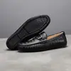 Zapatos con Forro de Piel de Oveja Gorro Zapatos para Hombre Todas las Estaciones Zapatos Perezosos Patrón de Cocodrilo Piel de Vaca de Primera Capa Grabada Suela Suave Zapatos Casuales para Hombre
