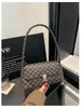 Bolsa de axila estilosa de nicho francesa para mulheres, atacado 2026 nova bolsa de mão versátil da moda trendy, bolsa de ombro estilo ins