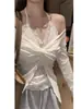 Camisa Base Vermelha de Manga Longa Celebridade para Mulheres 2025 Novo Outono Inicial Estilo Coreano Camiseta de Renda Falsa Peça Dupla Camisola Spicy Girl