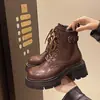 Botas Martin de moda para mujer estilo británico, nueva colección otoño e invierno 2026, forradas de felpa, con cordones, suela gruesa, elegantes botines de motocicleta