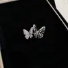 Pendientes de Ala Incrustados con Diamantes Estilo Dulce-Fresco de Aguja de Plata, Puños de Oreja Estilo Minimalista de Gama Alta de Nicho, Pendientes Versátiles de Lujo Ligero