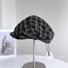 Gorra de Moda a Cuadros de Presión Lateral para Mujer, Gorra Retro de Pato Pequeño Adelgazante para Invierno, Boina Reversible Versátil Casual de Moda
