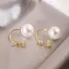 Pendientes Grandes de Perlas Sencillos Estilo Coreano con un Toque Vintage, Diseño Versátil de Nicho, Lujo Ligero y Sensación de Alta Gama