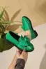 Zapatos transfronterizos europeos y americanos, nuevos estilos de otoño, zapatos pequeños de cuero estilo británico, zapatos de lazo multicolor 2026, zapatos planos para mujer, venta al por mayor, tallas grandes