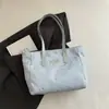Bolso cubo de nicho de comercio exterior para mujer, nueva temporada, moderno, sensación de alta gama, retro, para el trabajo, de un solo hombro, para el antebrazo, para el teléfono
