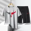 Roupa Esportiva Casual da Moda Masculina Secagem Rápida Tamanho Grande Conjunto de Duas Peças Verão Seda de Gelo Camiseta Shorts Venda Direta da Fábrica