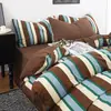 Conjunto de cama simples e de alta qualidade em gaze plissada, estilo Ins, para dormitórios estudantis e uso doméstico, incluindo capa de edredom, lençol, lençol com elástico, conjunto de quatro peças para estudantes universitários