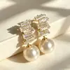Aretes de Borla de Flor de Concha de Imitación de Zircón Ecológicos Aretes Franceses de Lujo Ligero Aretes de Moda de Alta Gama para Mujer