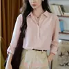 Camisa rosa de linho Tencel Moriiroe para mulheres, coleção de outono, com gola de lapela, frente abotoada e design de ombros caídos, oferecendo um visual versátil e estiloso para o trabalho ou uso casual