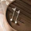 Brincos de Prata Esterlina S925 com Borboleta Vazada e Pingente de Concha Estilo Ins Design Nicho Brinco com Pino de Rosca M06502