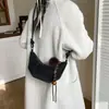 Bolso Croissant de Cuero Suave Estilo Coreano de Nicho Bolso Retro de Moda para Mujer Otoño e Invierno 2025 Nuevo Bolso de Hombro Bolso Cruzado