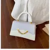 Bolso de Mano para Mujer Verano 2025 Nuevo Bolso Cuadrado Pequeño Transfronterizo con Acabado de Alta Gama, Bolso Cruzado Versátil, Bolso Pequeño de Moda