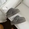 Zapatillas de Lana de Oso Estilo Nuevo para Mujer, Zapatos con Suela Gruesa que Aumentan la Altura, Botas de Nieve Engrosadas de Piel de Vaca y Forradas de Felpa, Suelas Antideslizantes para Exteriores