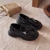 Zapatos para niñas, nuevos modelos de primavera y otoño, zapatos negros de cuero para niños, zapatos de princesa para niñas, zapatos de estilo escolar para actuaciones para estudiantes de primaria
