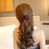 Clip para el pelo de flor de tela de satén suave color rosa Corea del Sur para coleta alta Clip para el pelo de tamaño mediano coreano Clip para coleta