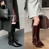 Botas de Caballero Completamente de Cuero para Mujer Botas Largas Rectas Otoño e Invierno Nuevas Color Sólido Punta Tacón de Gato Manga Botas Hasta la Rodilla Botas de Mujer