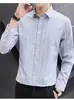 Camisa de manga larga a rayas, camisa de moda para hombre de primavera y otoño, nuevo top casual estilo coreano, prenda de abrigo para hombre
